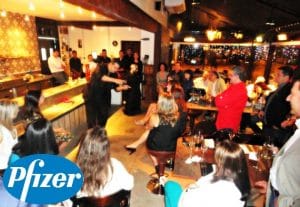 Mágico para Eventos Corporativos em São Paulo com Paul&Jack para Pfizer no Restaurante Sensi
